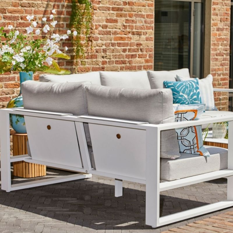 sofaset_suns_savona_2seater_back_mood_1500